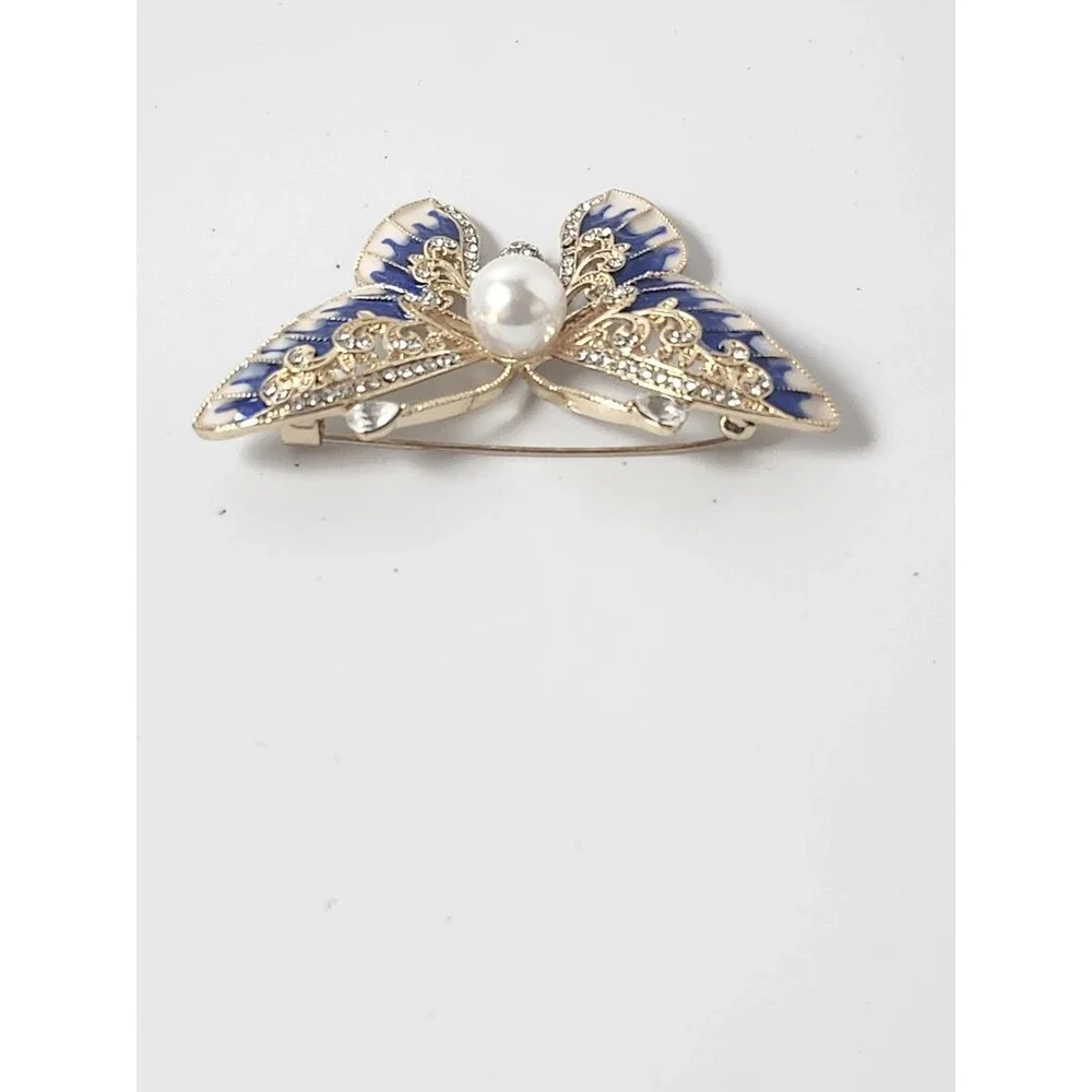 Beautiful Blue Butterfly Brooch